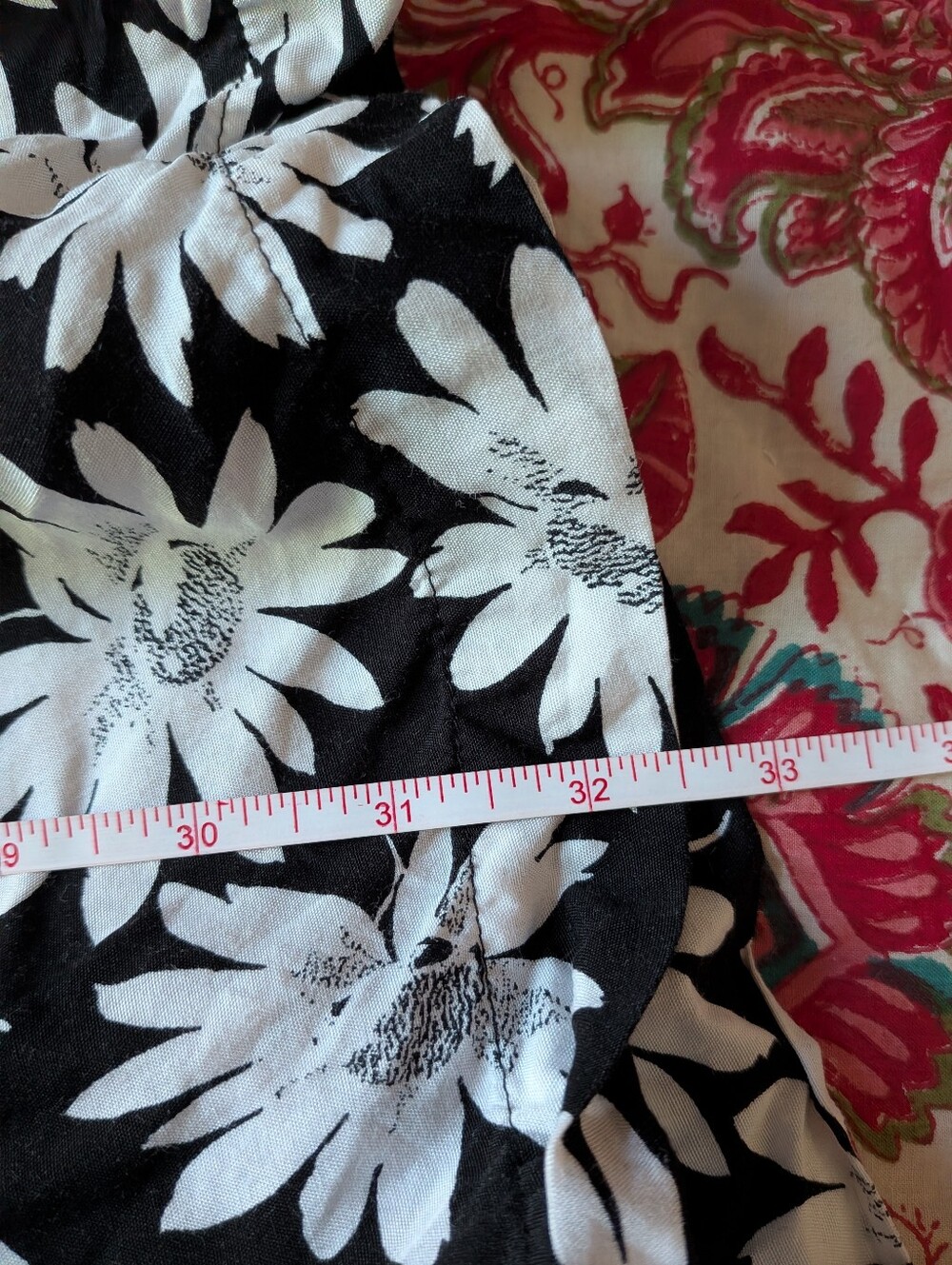 VINTAGE MEXX Y2K Black White Retro Bohemian Floral Daisy Romper Size Medium - Picture 9 of 12
